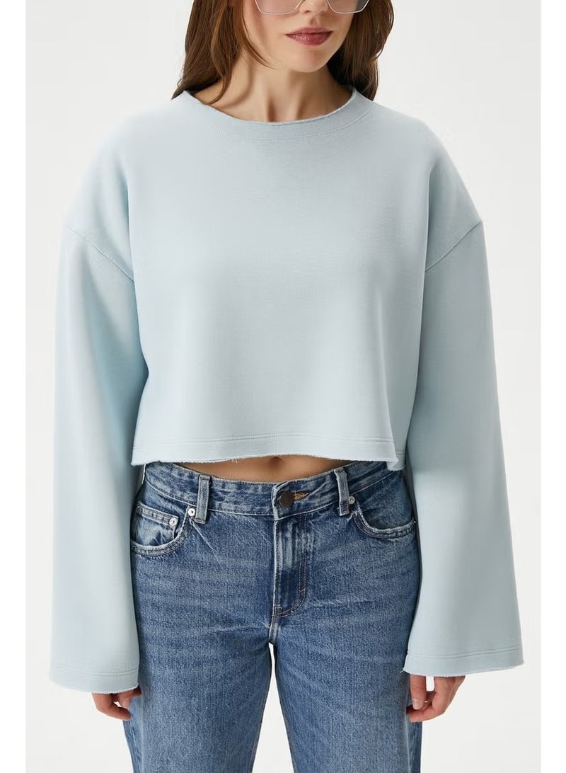 Ritnice Women's Vegas Blue Raised Crop Sweatshirt - Image 2